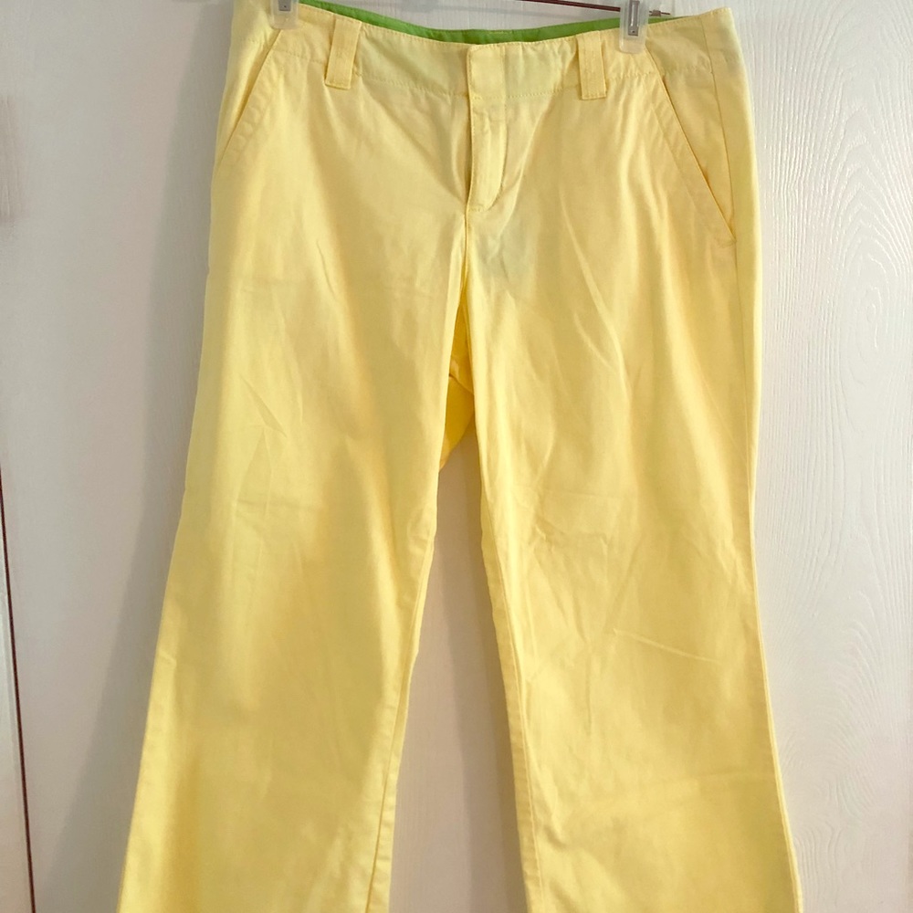 Lilly Pulitzer capris pale yellow
